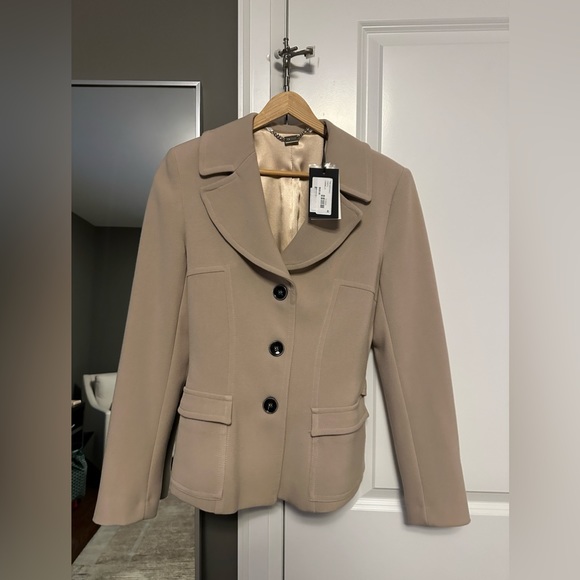 Italian blazer jacket- never worn - Picture 3 of 4